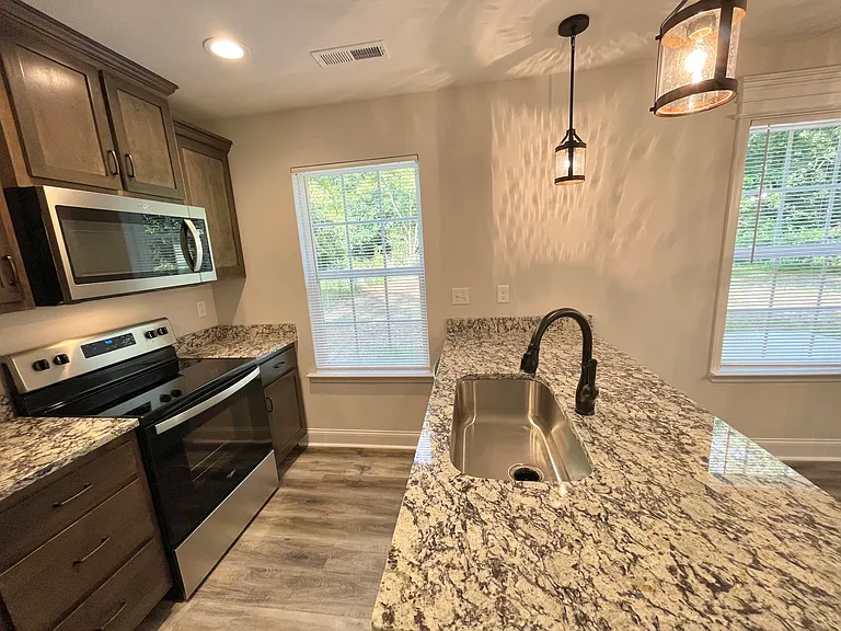 105 Biscayne Blvd — Photo 11