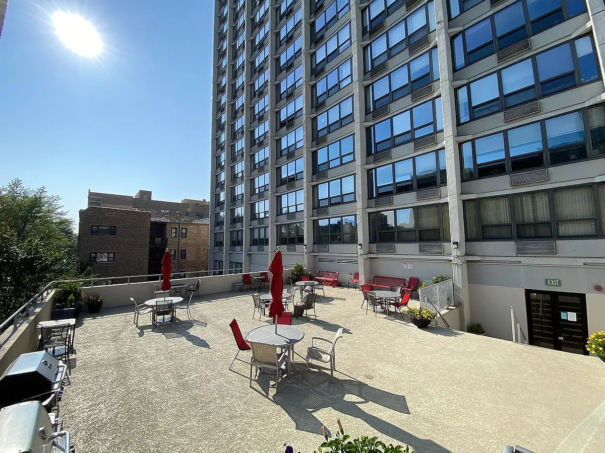 Building Photo - 5100 N Marine Dr #18G