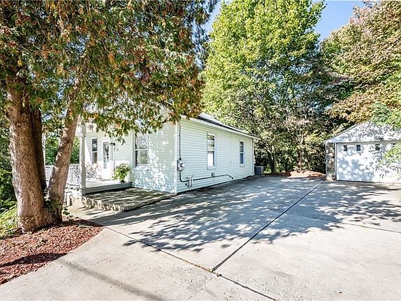 2nd image of 118 Underwood Ave
