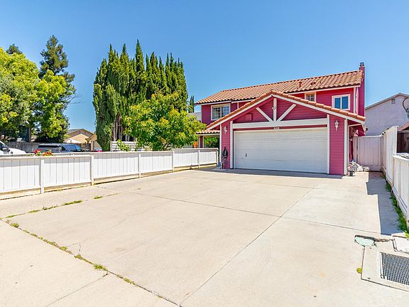 3rd image of 3904 Zakessian Ct