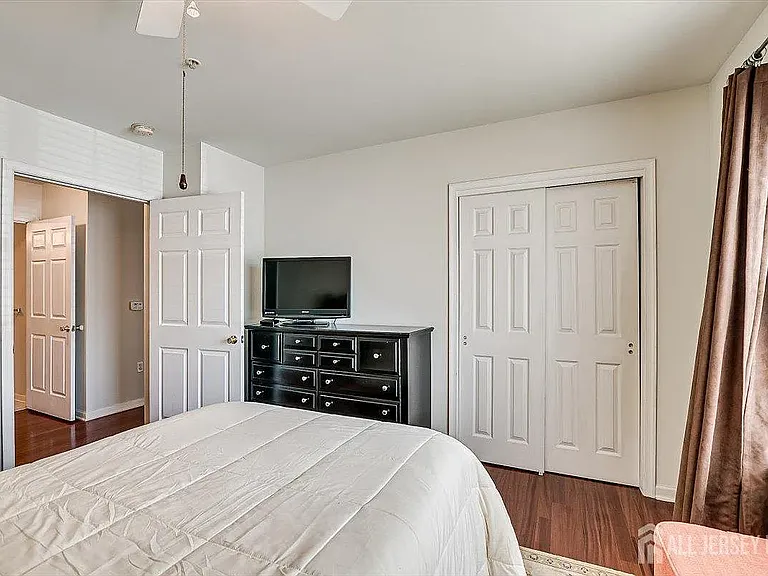 1073 Morning Glory Dr — Photo 5