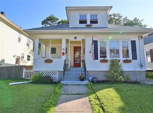 87 Mason Ave, Cranston, RI 02910