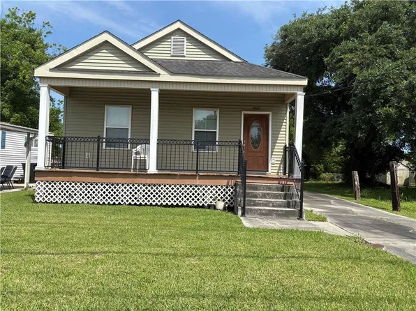 3060 Sullen Pl, New Orleans, LA 70131