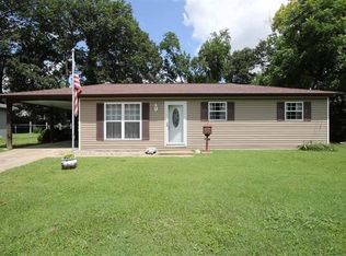 106 Village Dr, Collinsville, IL 62234