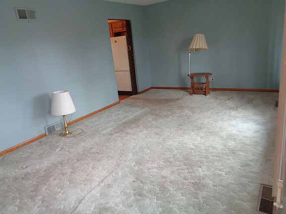 4th image of 4603 Rose St