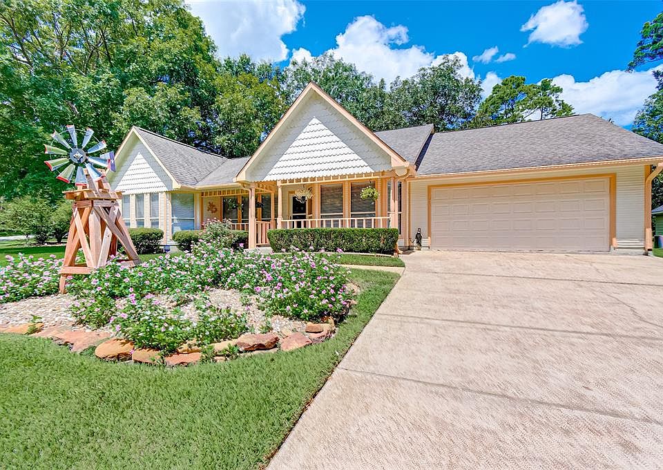 1st image of 141 Blush Hill Dr