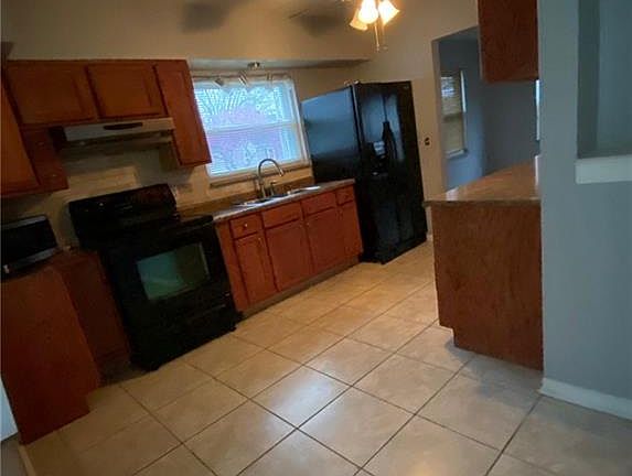 5th image of 1149 E Lindsey Ave