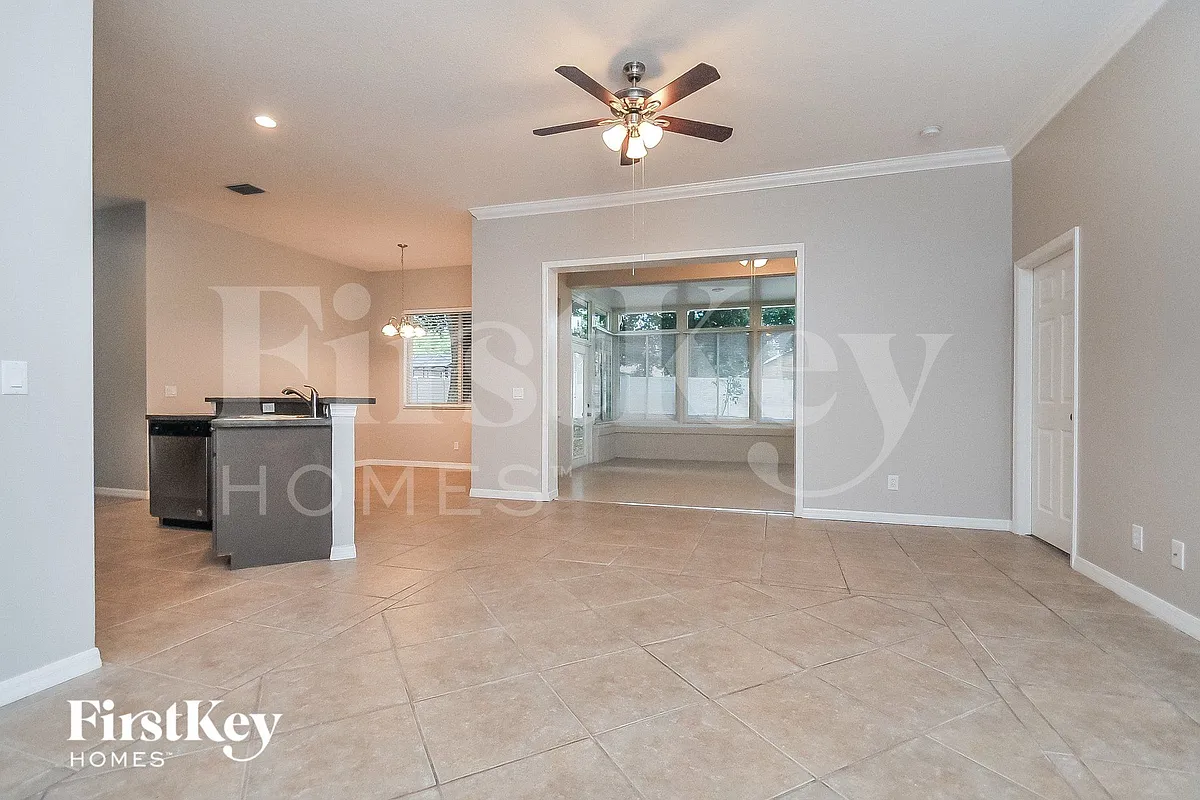 Building Photo - 1102 Lumsden Trace Cir
