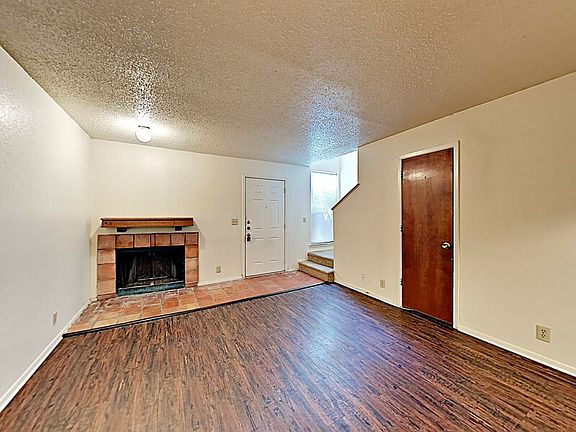 2nd image of 3736 Ramona Dr APT C