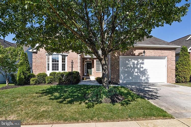 1st image of 17637 Four Seasons Dr
