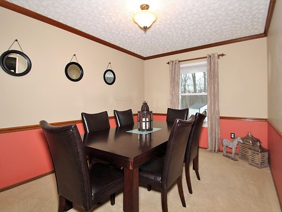 4th image of 5780 Running Brook Dr