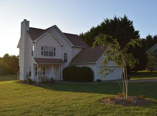 109 Elk Grove Dr, Auburn, GA 30011