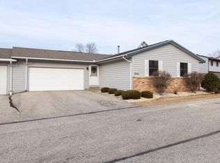 3451 Linbridge Ct, La Crosse, WI 54601