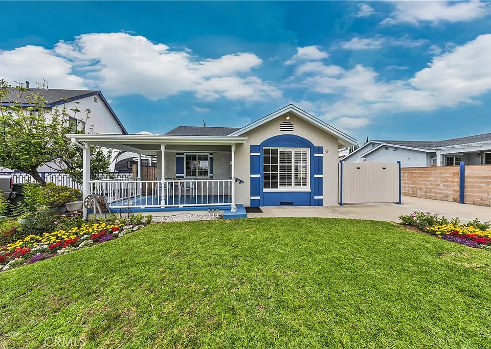 927 Montecito Dr
