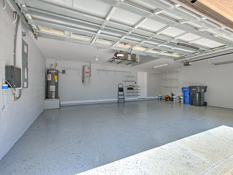 1408 Brilliant Cut Way — Photo 55
