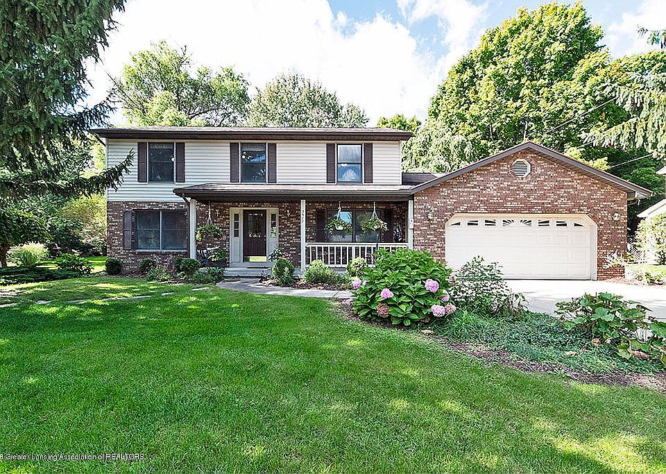 1st image of 3577 E Arbutus Dr