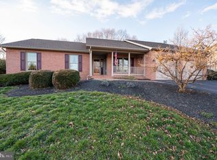 403 Azalea Ln, Martinsburg, WV 25401