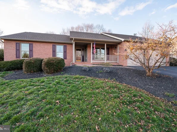 403 Azalea Ln, Martinsburg, WV 25401