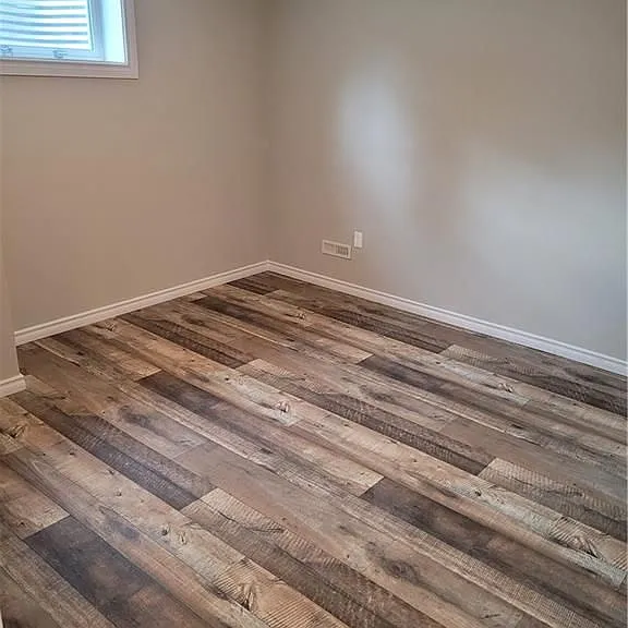 107 Harding Cres — Photo 22
