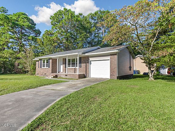 2nd image of 510 Lakewood Drive