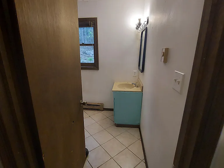 2424 Winding Way — Photo 9