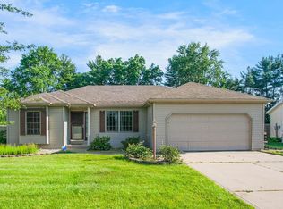 30731 Dunhill Xing, Elkhart, IN 46517