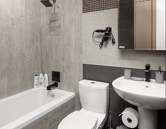 5th image of 624 E 9th St #4