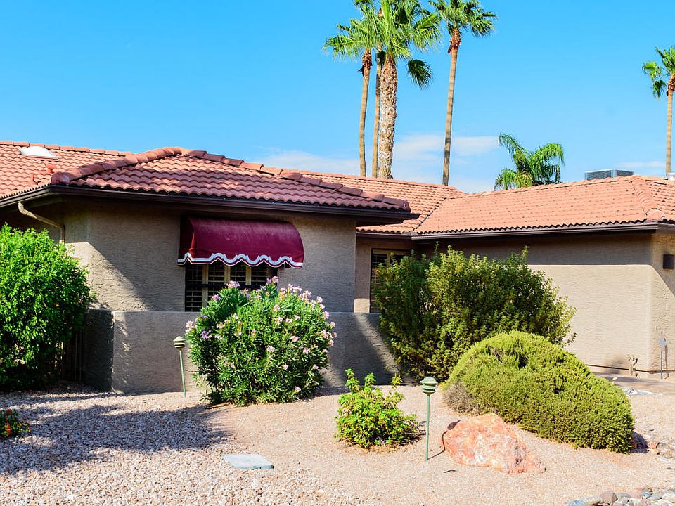 1st image of 10930 E Bellflower Dr