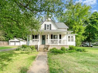 2002 Ashman St, Midland, MI 48640
