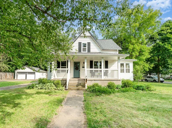 2002 Ashman St, Midland, MI 48640