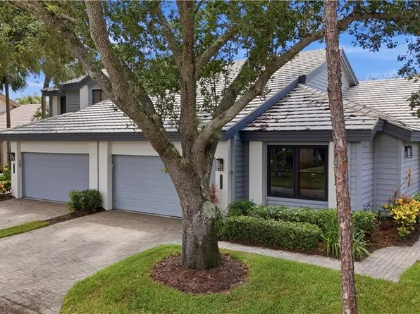 27067 Kindlewood LN, BONITA SPRINGS, FL 34134