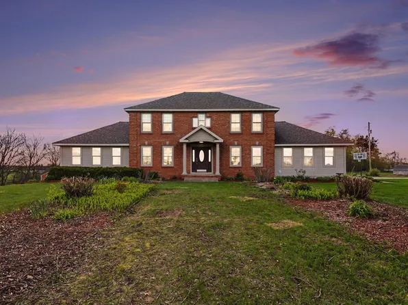 1438 S Satterlee Rd, Gowen, MI 49326