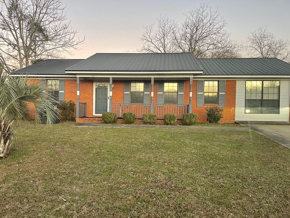 1st image of 692 Lee Williams Dr