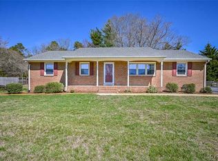 7392 Ridgehill Ln, Mechanicsville, VA 23111