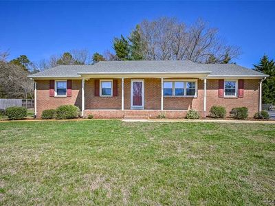 7392 Ridgehill Ln, Mechanicsville, VA, 23111