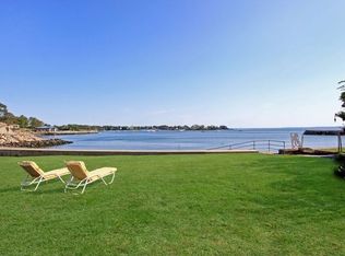 5 Echo Bay Dr, New Rochelle, NY 10805