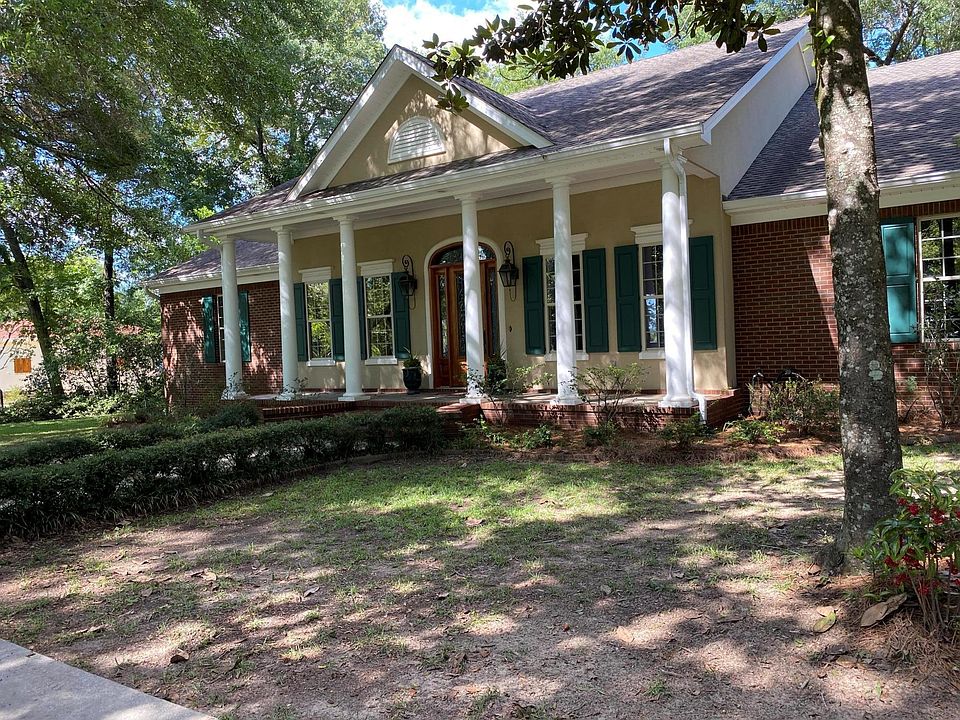 1st image of 17802 Riverwalk Dr