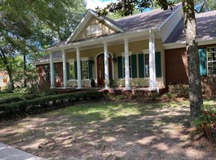 17802 Riverwalk Dr, Vancleave, MS 39565