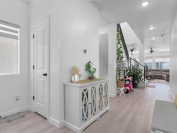 Entry way off of the front door