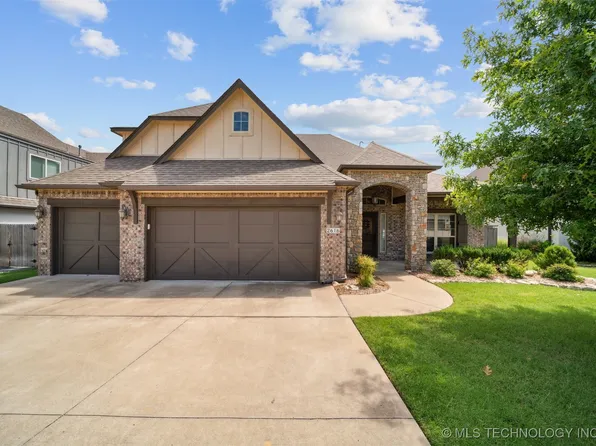 2616 E 136th St S, Bixby, OK 74008