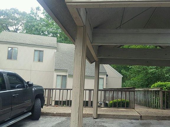 2nd image of 4 Norwood Dr