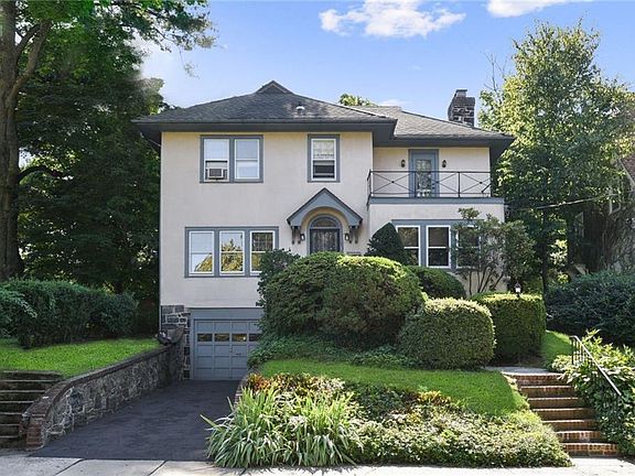 3rd image of 85 Magnolia Ave