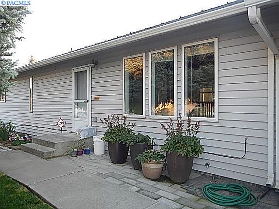 2nd image of 3704 Meadow Beauty Dr