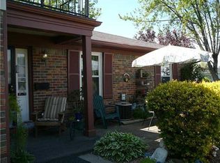 10059 E Penrith Dr, Indianapolis, IN