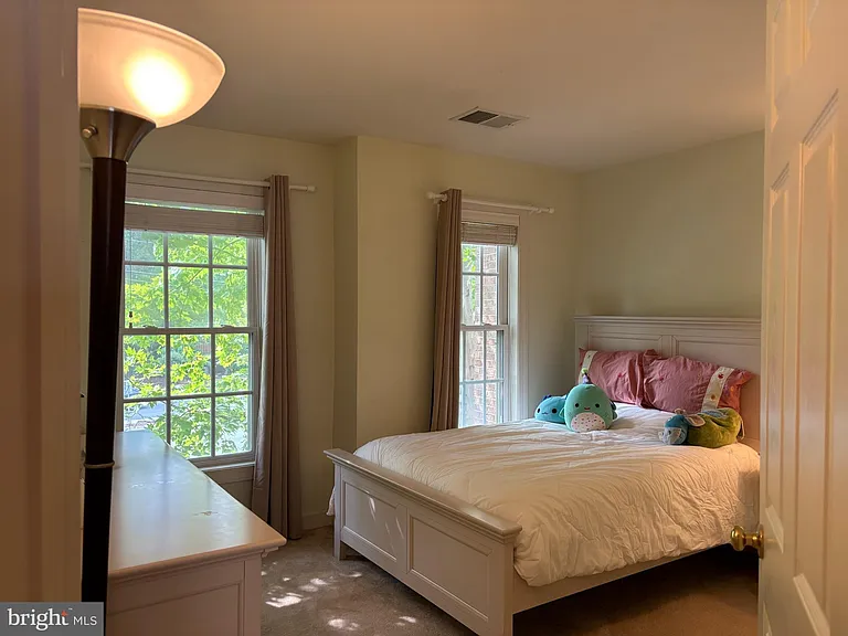 8006 Reserve Way — Photo 28