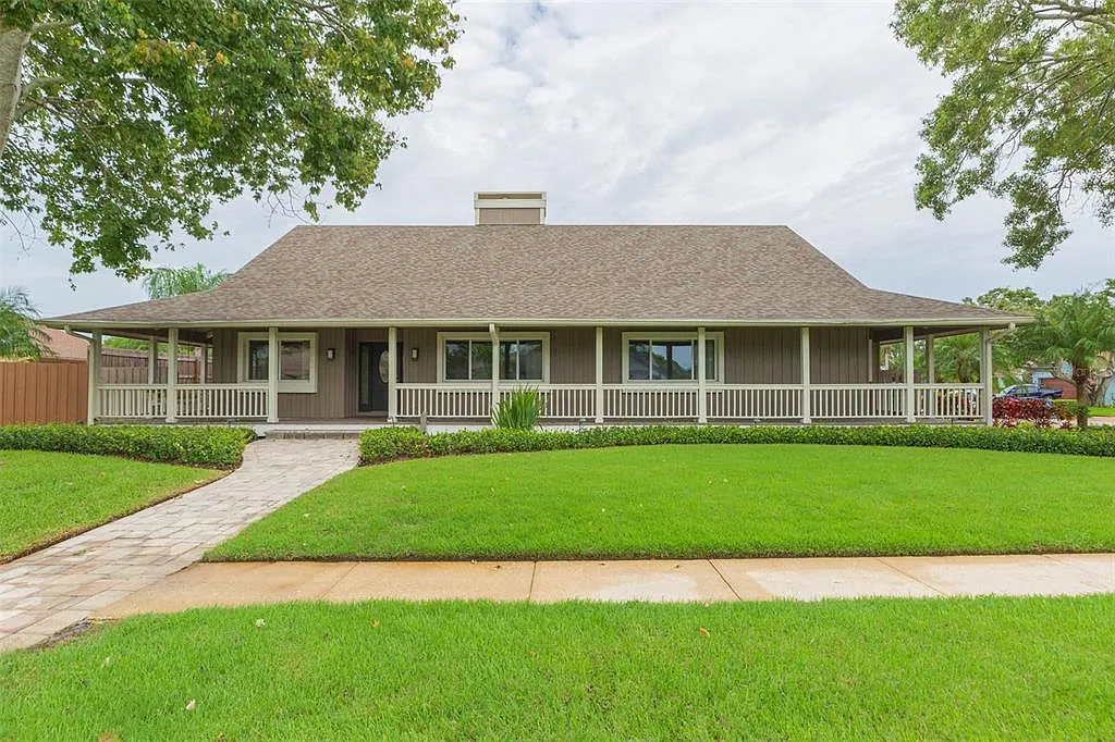 3 bed, 2.5 bath, 2667 sqft, $4,000 — Photo 1