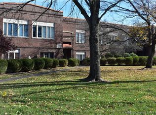 2900 Middle Rd APT 16, Jeffersonville, IN 47130