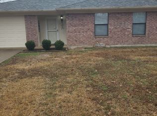 2016 E 1st St, Mount Pleasant, TX 75455