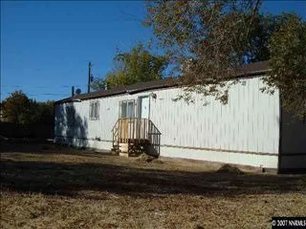 5453 Pearl Dr, Sun Valley, NV 89433