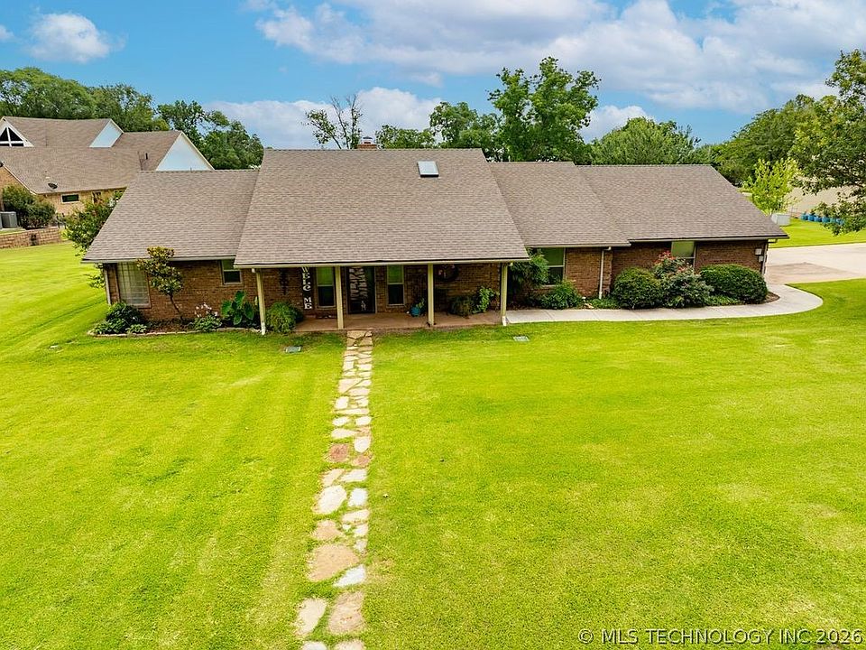 1st image of 8567 Lake View Dr